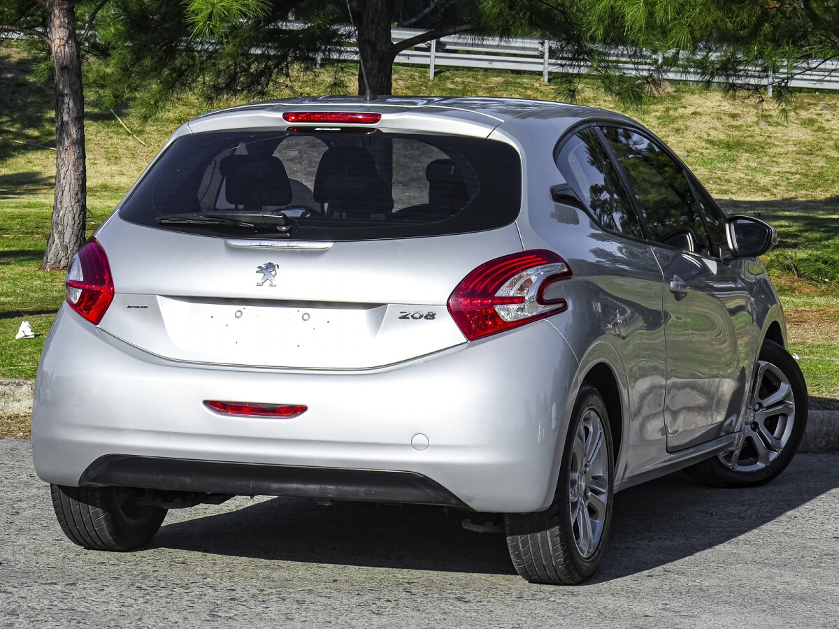 Peugeot 208 ACTIVE 1.2 EXTRA FULL| Permuta / Financia Peugeot 208 ACTIVE 1.2 EXTRA FULL| Permuta / Financia