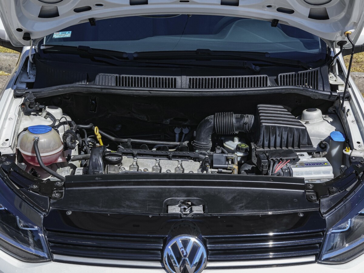 Volkswagen Fox Highline 1.6 Extra Full| Permuta / Financia Volkswagen Fox Highline 1.6 Extra Full| Permuta / Financia