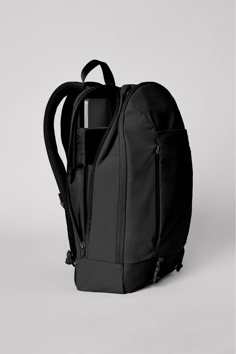 Mochila The Sleek Backpack Unisex Black