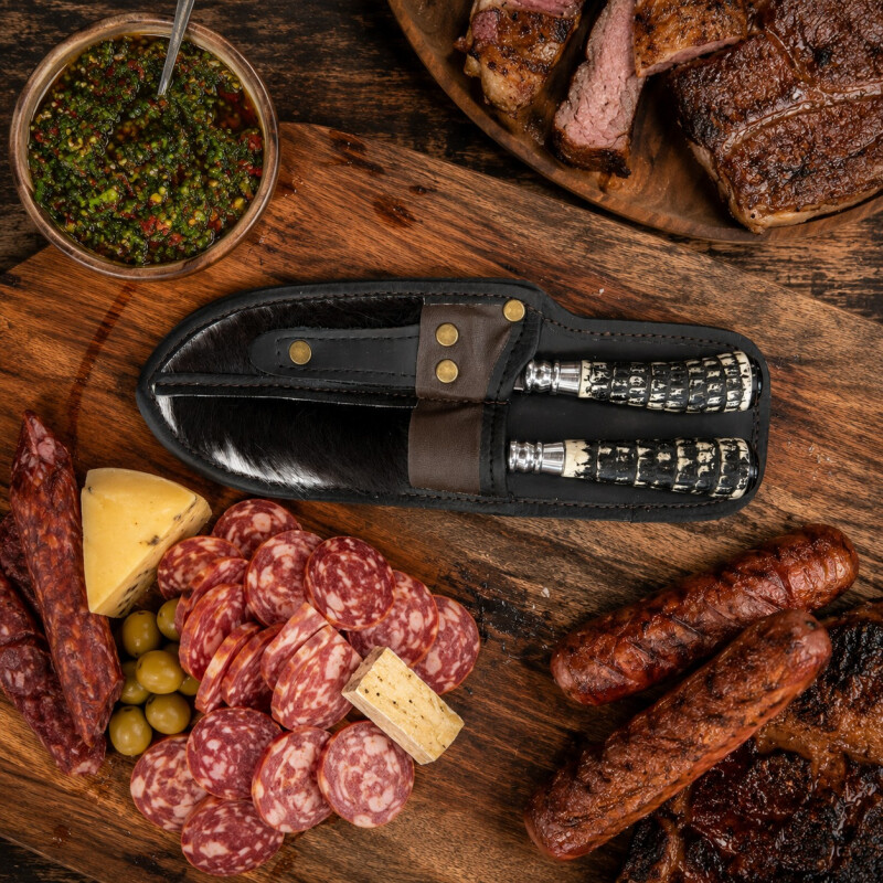 Set de Asado Artesanal - Cuchillo y Tenedor Parrillero Simil Tatu N°5 Set de Asado Artesanal - Cuchillo y Tenedor Parrillero Simil Tatu N°5