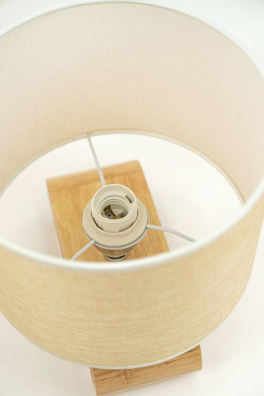 Lampara De Mesa Zuzu Beige