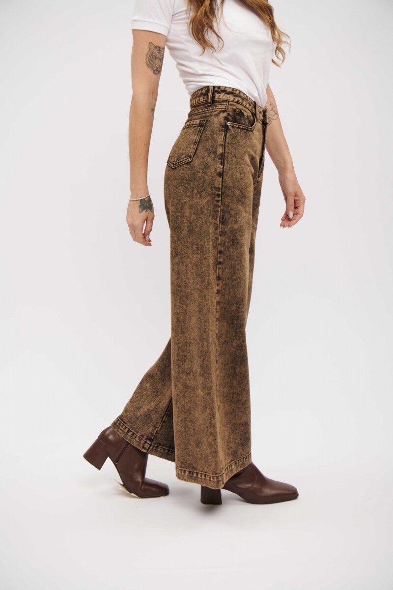 JEAN CECI WIDE LEG MARRÓN
