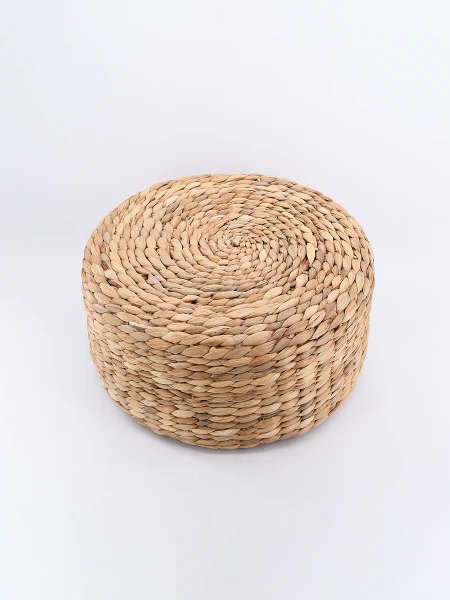 PUFF RUSTICO TEJIDO BEIGE