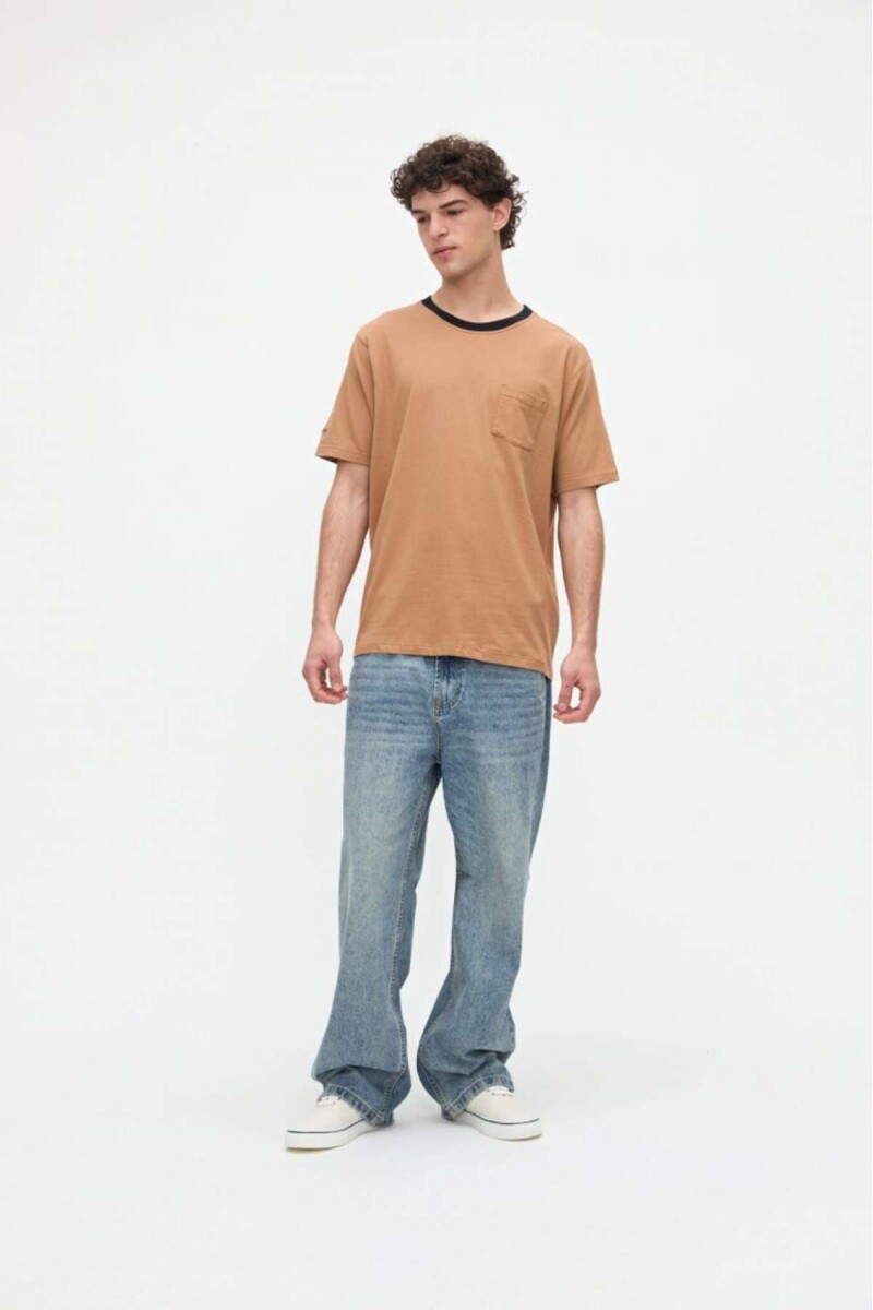 Remera Jay - Tostado 