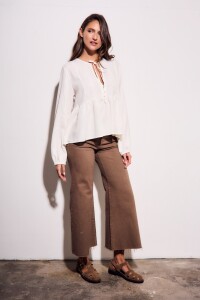 Blusa Viscosa Bordada Nacar