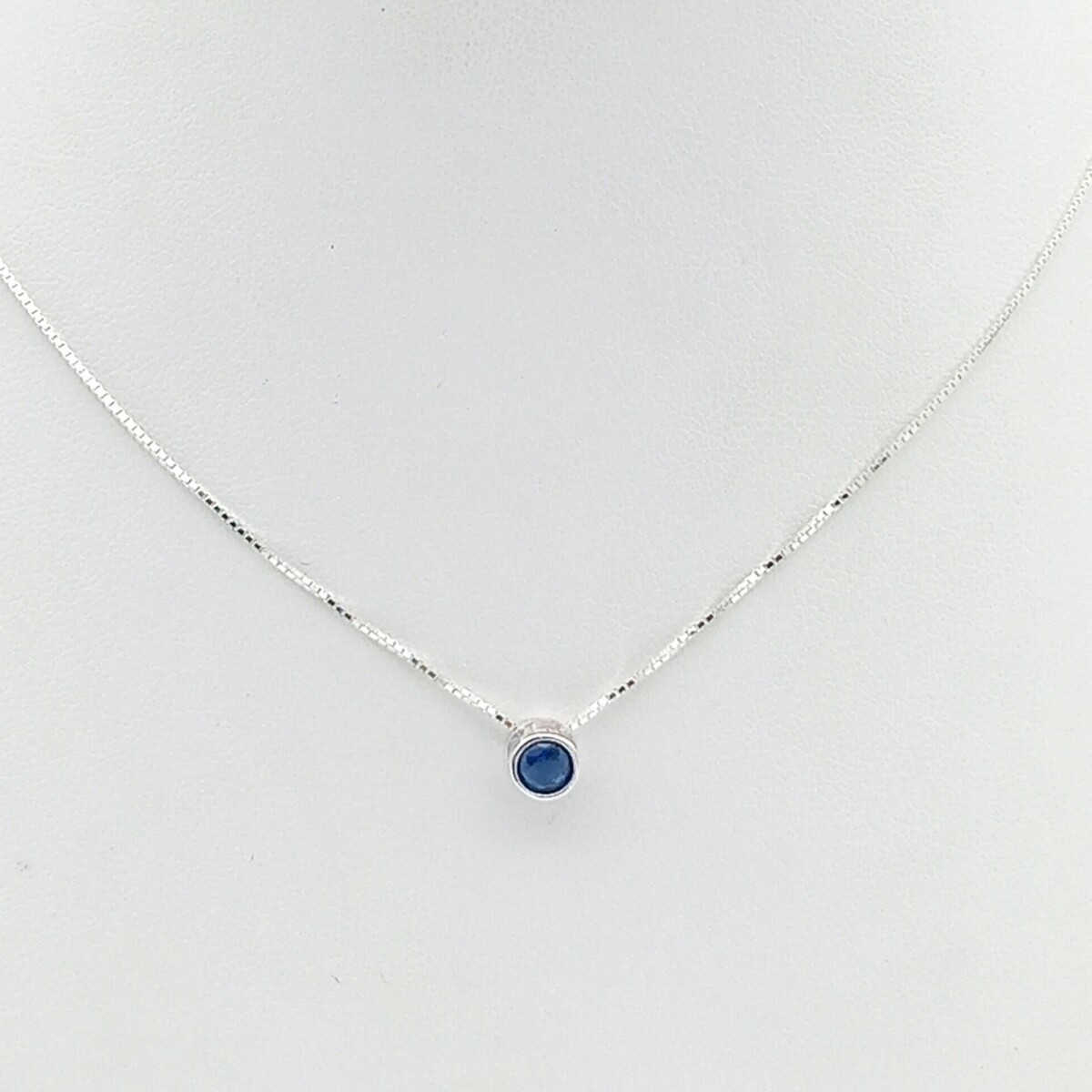Conjunto de cadena y dije plata 925, PUNTO DE LUZ. 