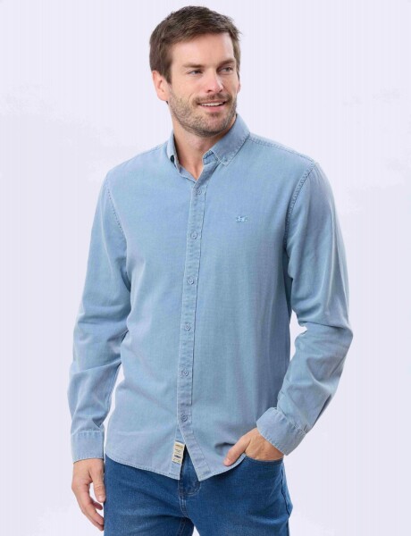 CAMISA LISA LAVADA Celeste