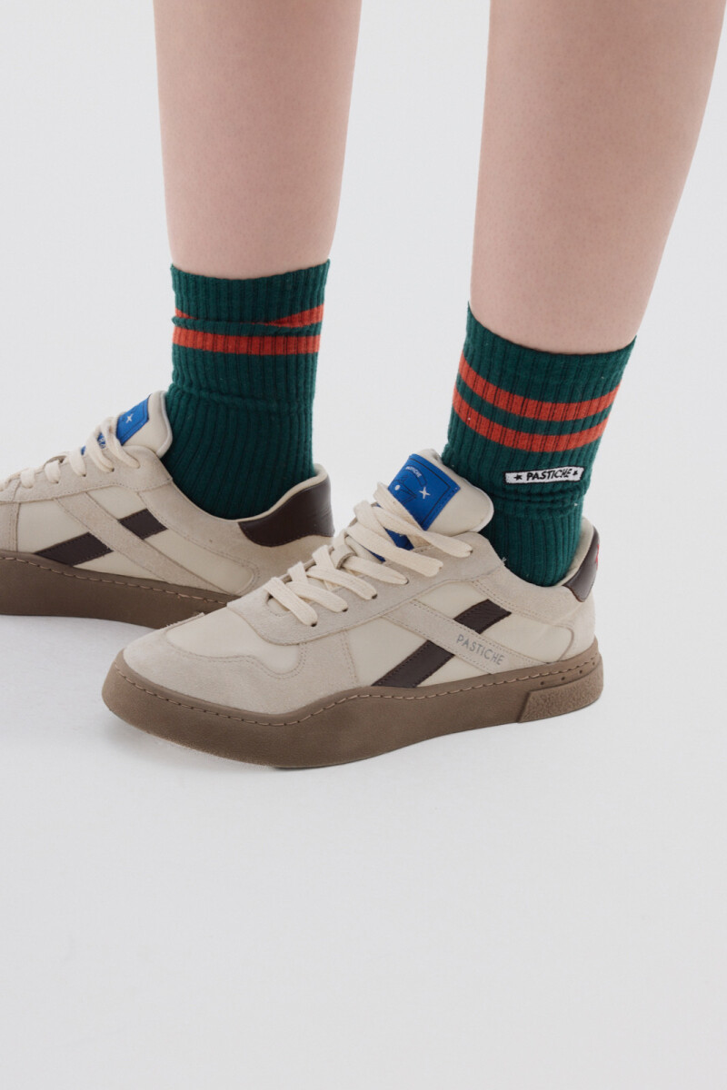 Sneaker Club 82 Cream