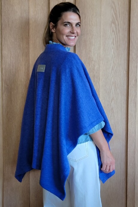 Ruana Cerdeña Azul