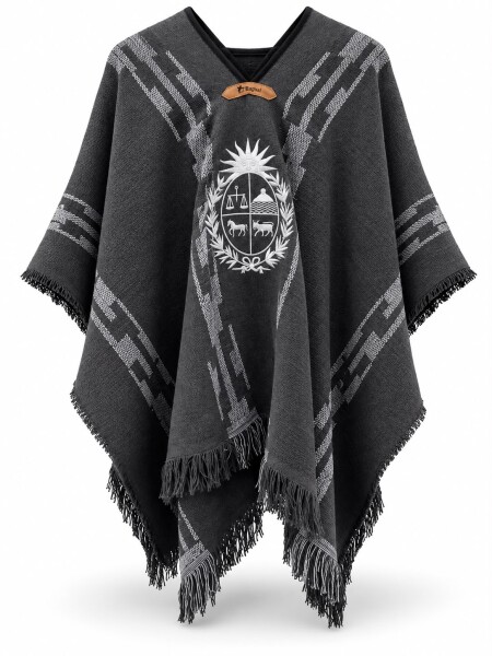 Poncho bordado Adulto Poncho bordado Adulto