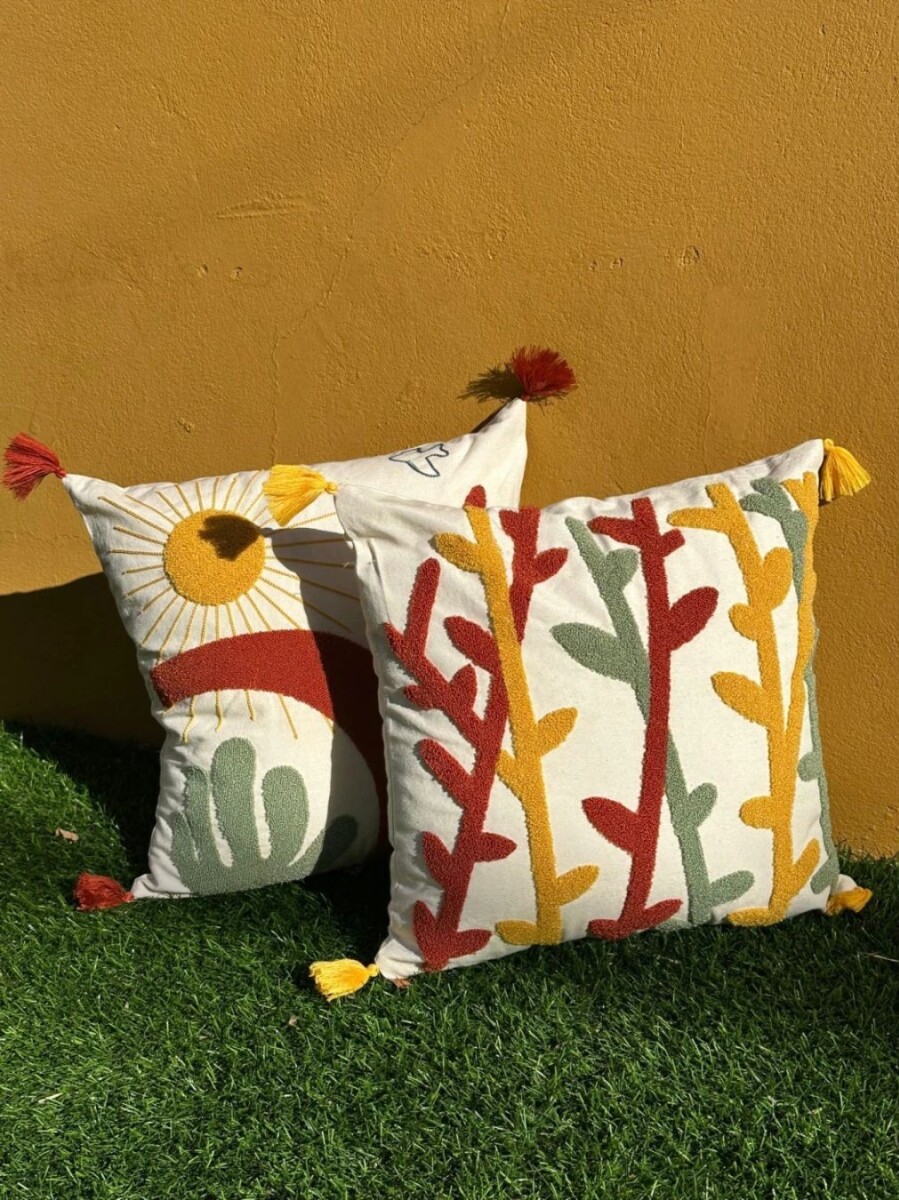 Funda Almohadón Bordada - Modelo 2 