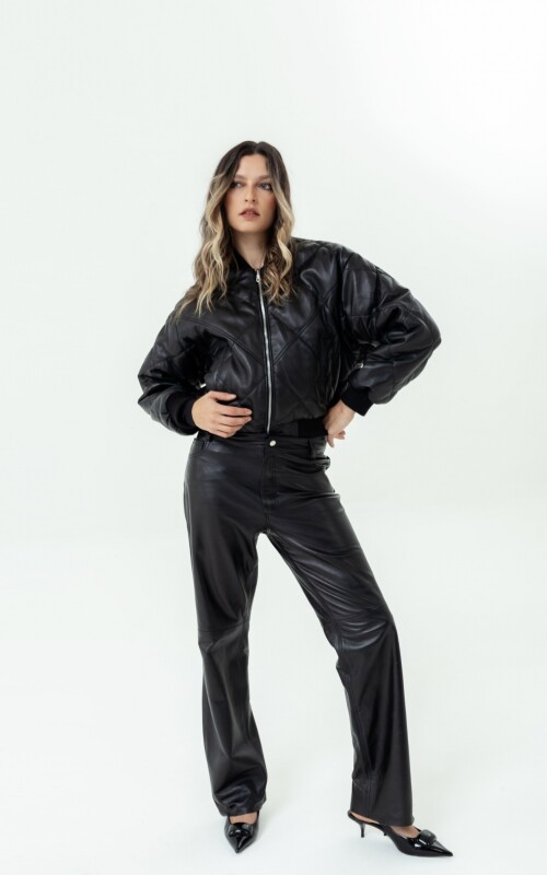 BOMBER CAPITONEADA JUSTINA NEGRO
