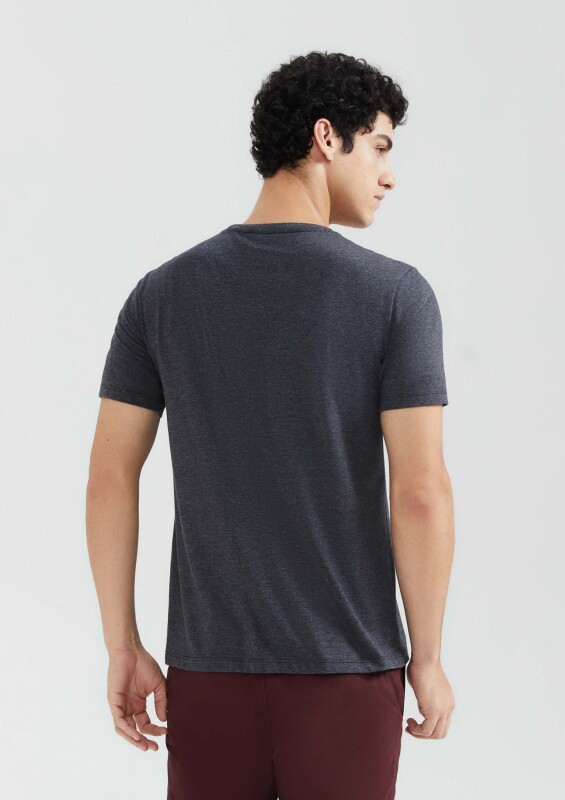 CAMISETA MM MASC PRETO MESCLA