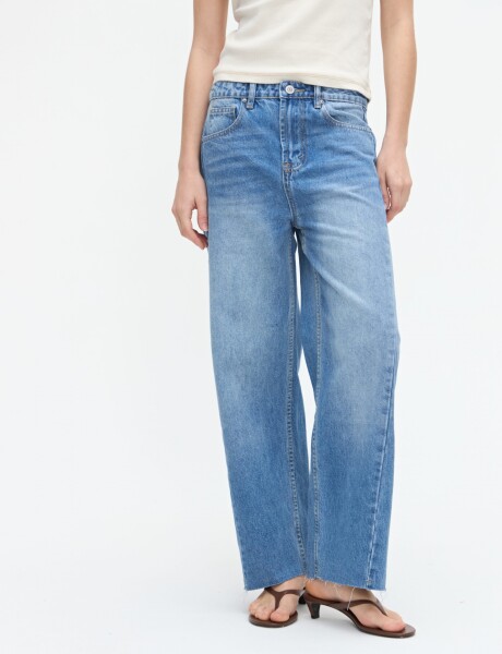 Jean Chiara Blue