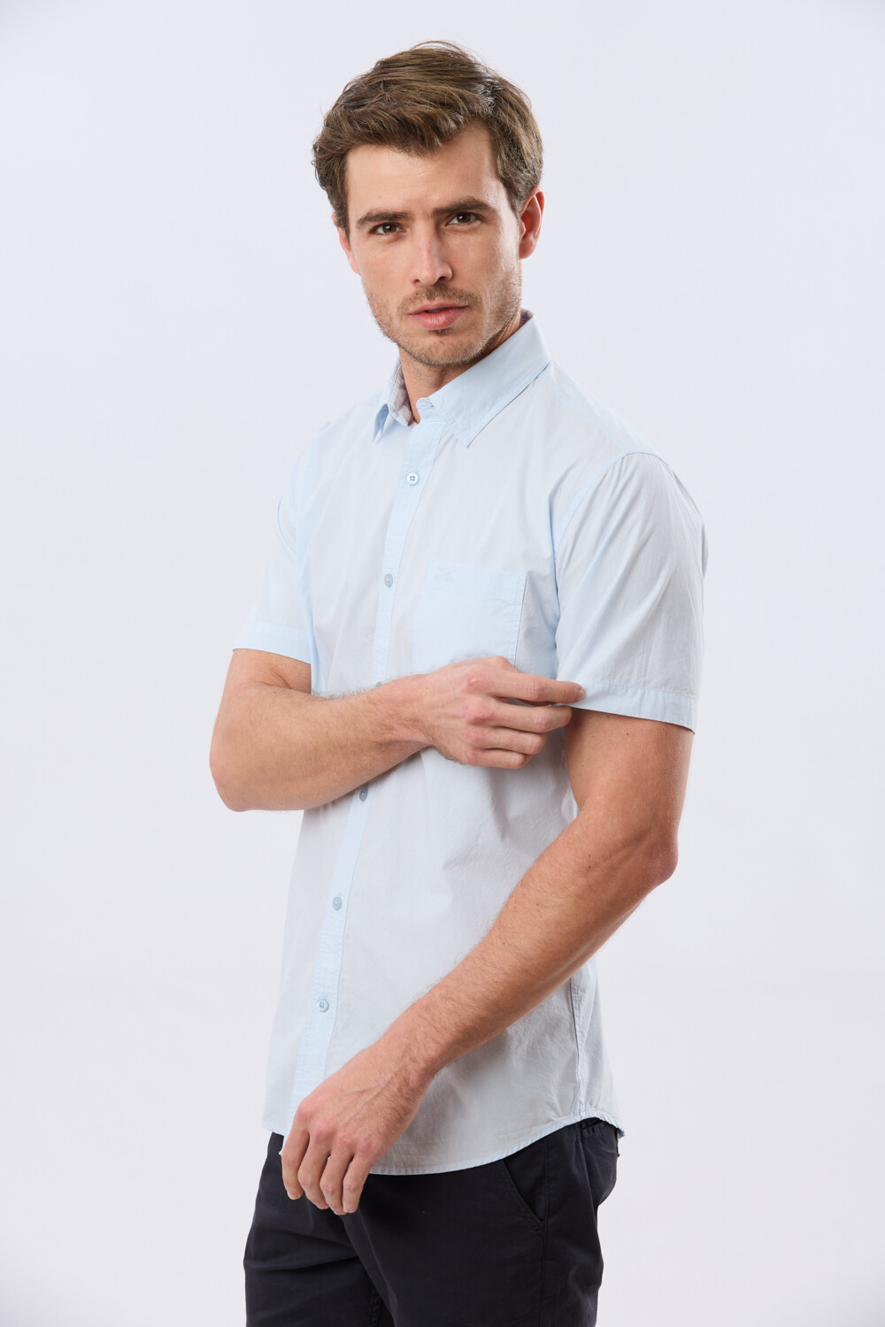 CAMISA LISA DE ALGODÓN Celeste