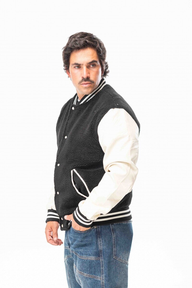 Campera PELUCHE NEGRO