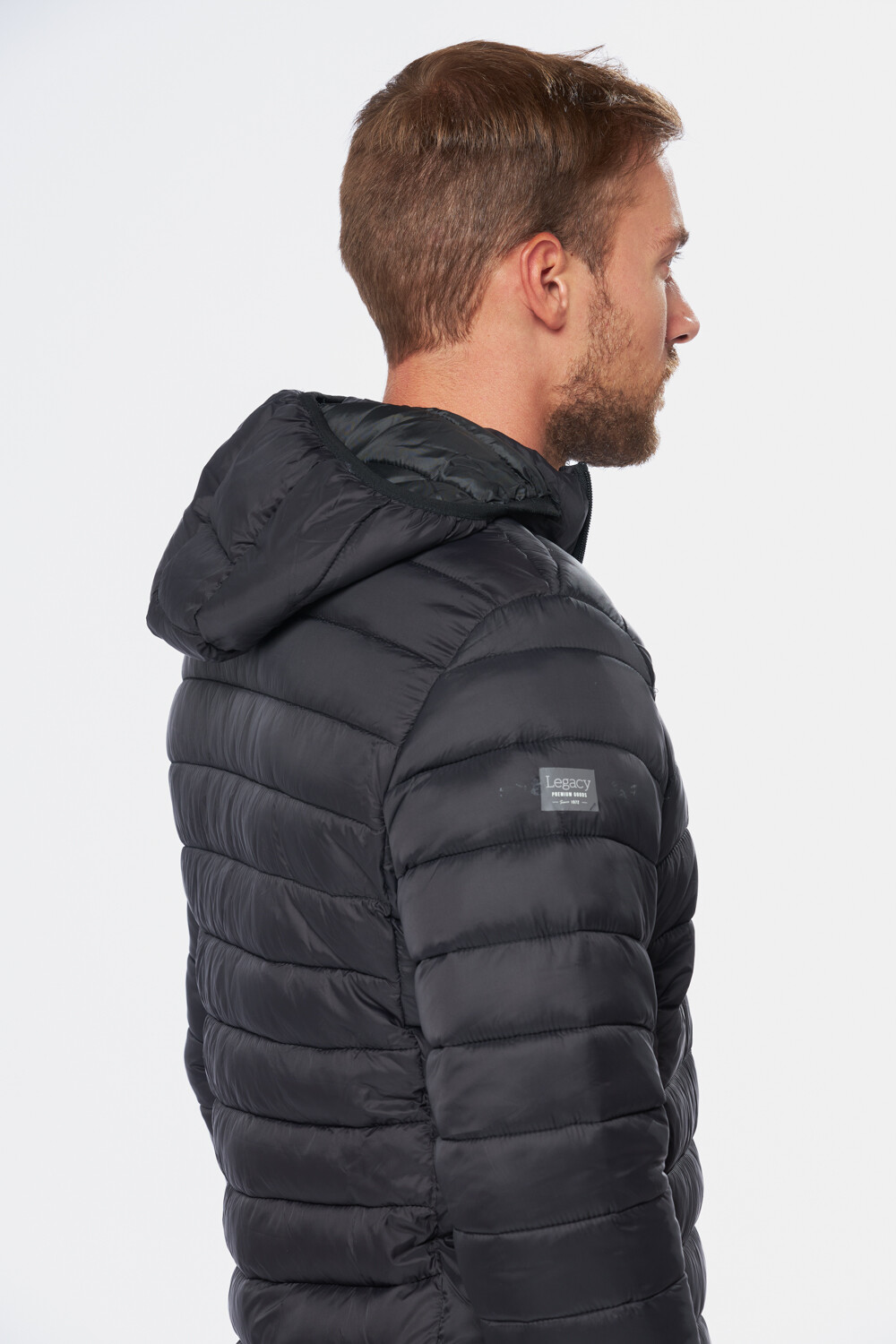CAMPERA DE ABRIGO CAPITONEADA Negro