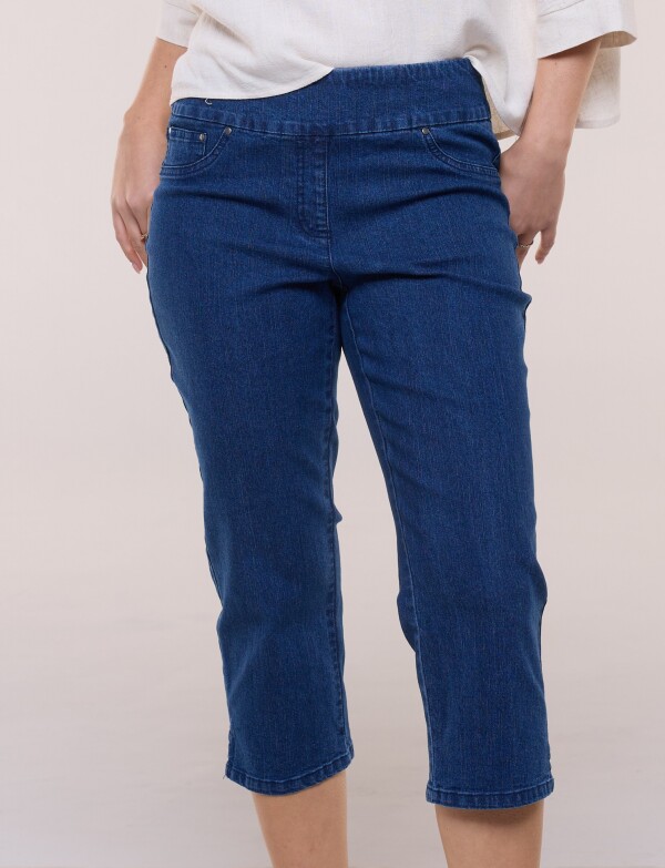 Capri Pull On Denim JEAN