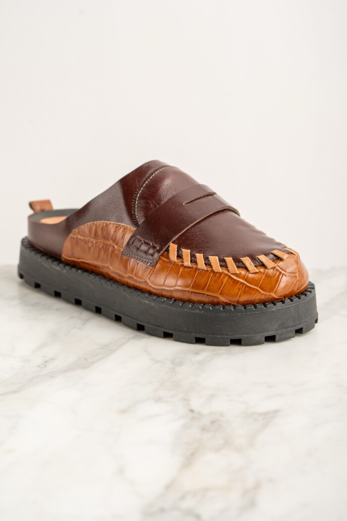 Zueco Combinado Cuero Marron