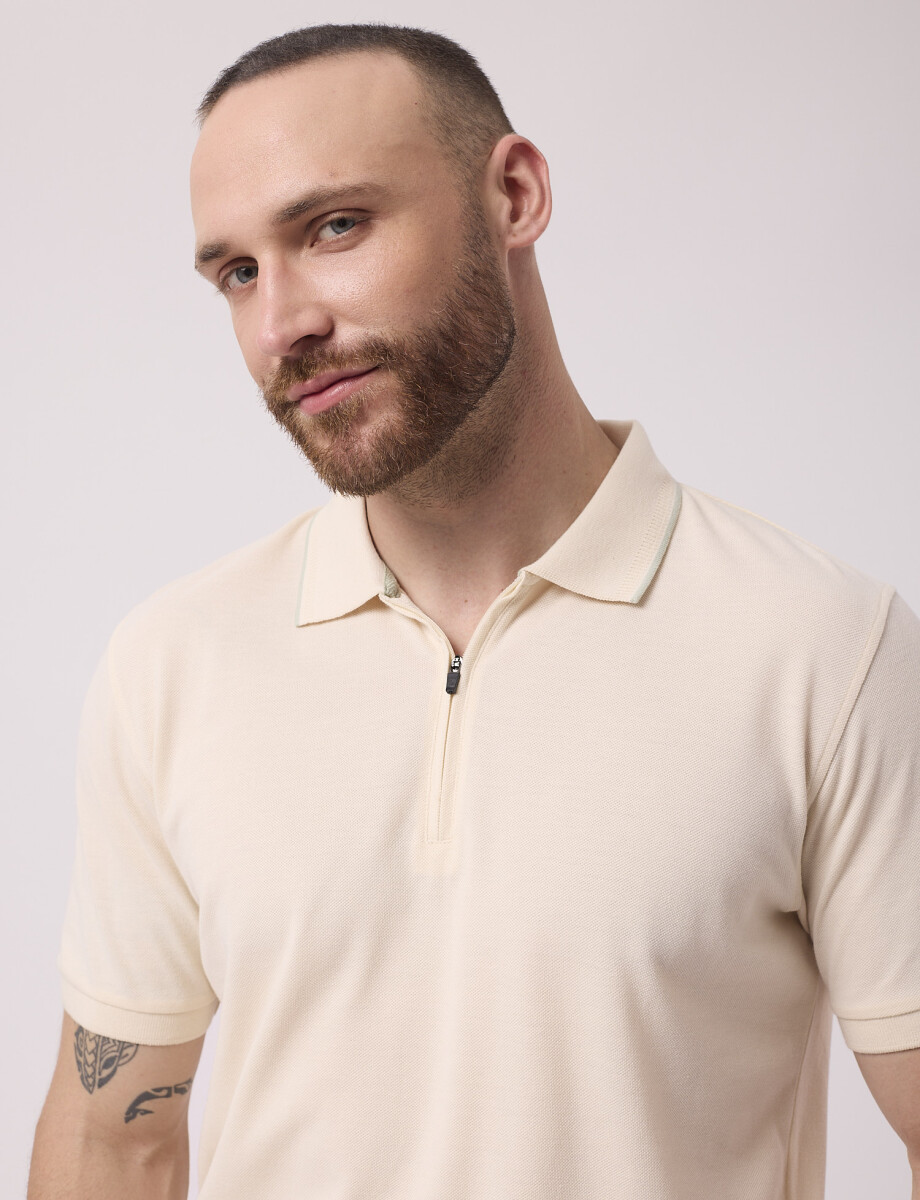 Remera m/c lisa crudo