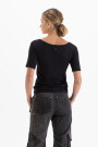 REMERA JOE Negro