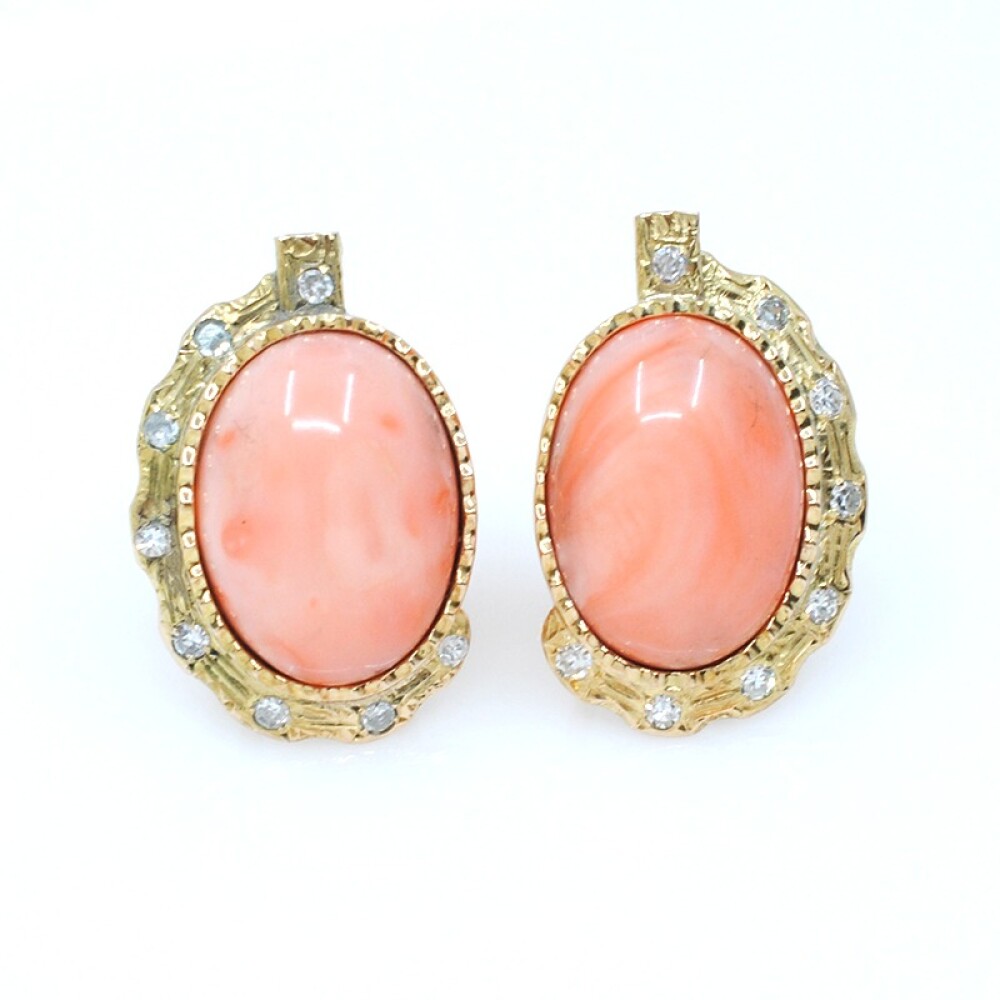 Caravanas en oro 18k amarillo, brillantes y hermoso coral Caravanas en oro 18k amarillo, brillantes y hermoso coral