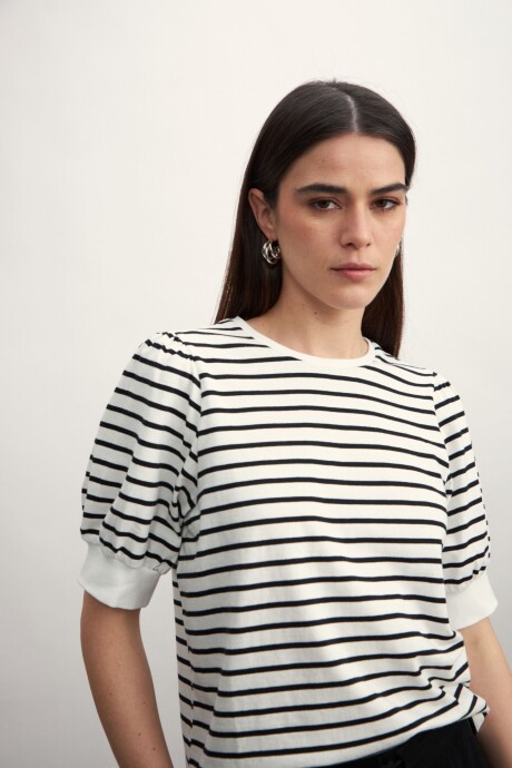 Remera Gema Negro