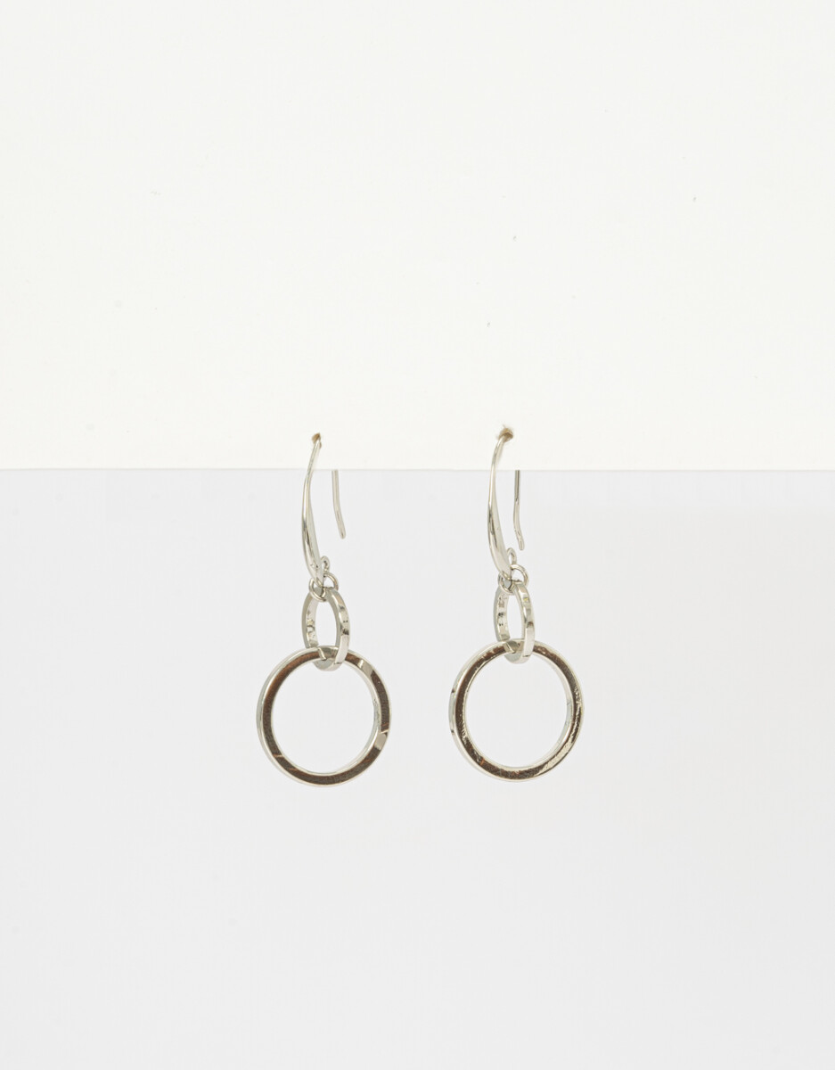 Aros Con Anillos Entrelazados 