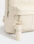 Mochilas Urbanas Mochila Con Charm - Blanco Crudo