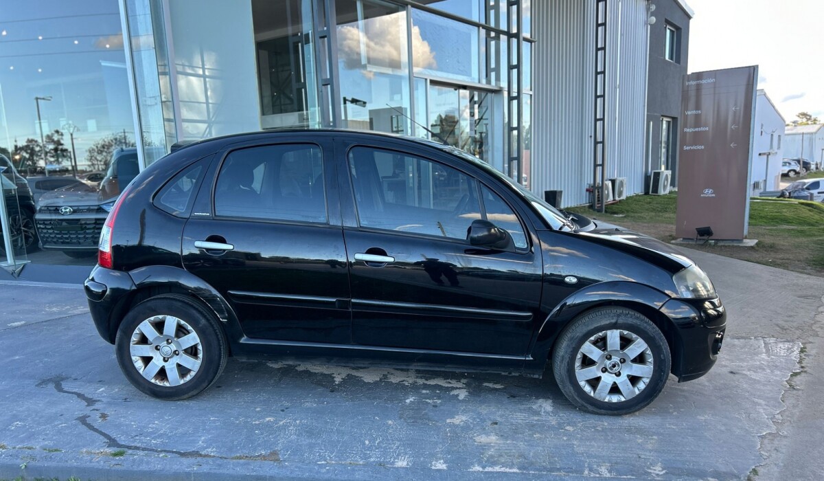 Citroen C3 Pack 1.6 MT 2011 Citroen C3 Pack 1.6 MT 2011
