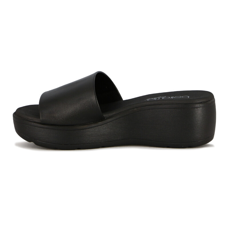 Sandalias Casuales Mujer Beira Rio Plataforma Negro