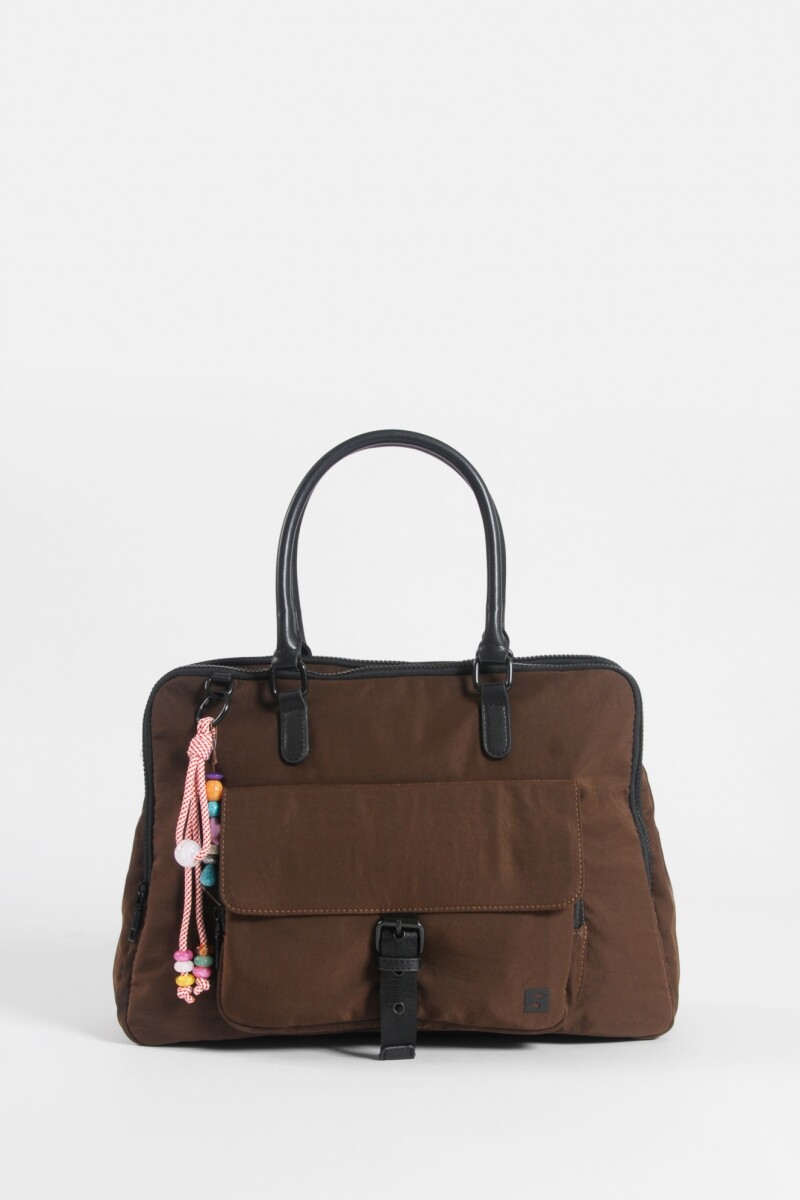Briefcase con llavero marrón
