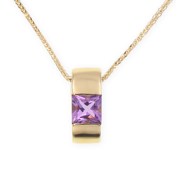 Colgante oro amarillo 18k con amatista princesa - Sin cadena Colgante oro amarillo 18k con amatista princesa - Sin cadena