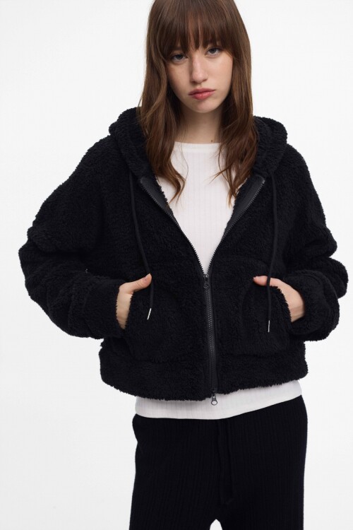 Campera Teddy Negro