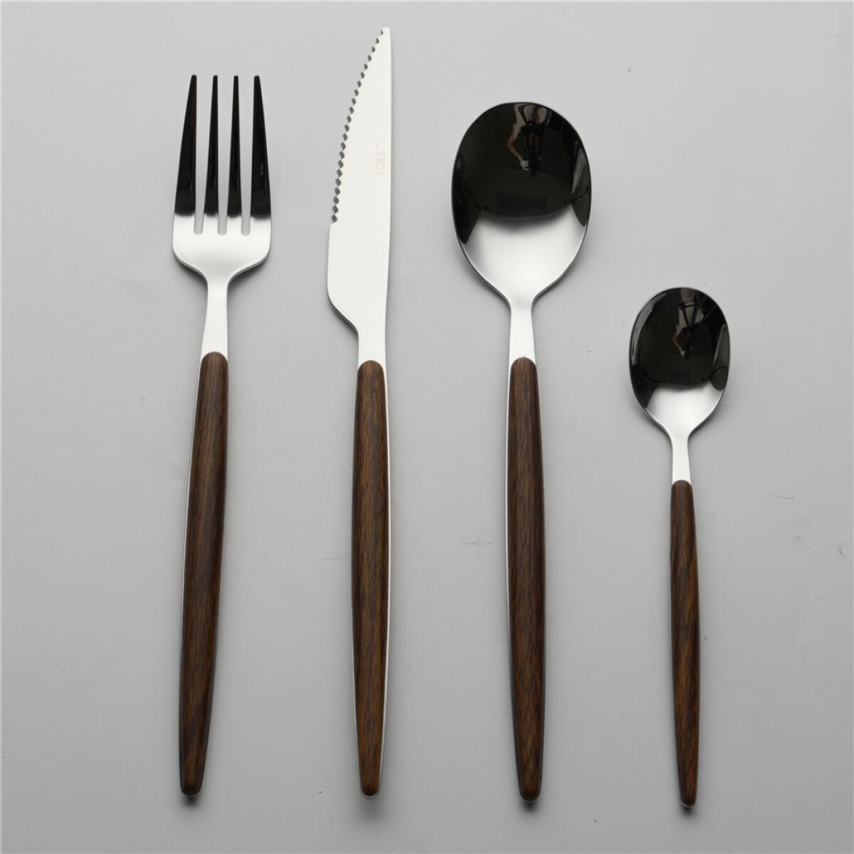 SET 24 PIEZAS CUBIERTOS MANGO MADERA "LISBOA" 