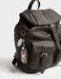 Mochilas Urbanas Ochila De Cuerina Daisy Negra Con Llavero - Marron Oscuro