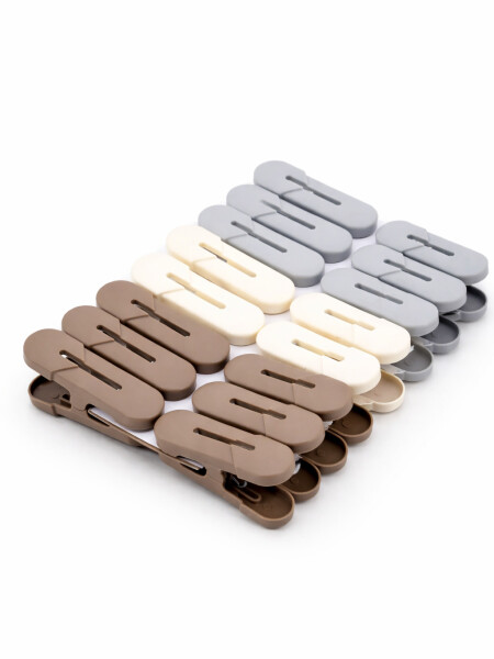 PALILLOS DE PLASTICO SET X 16 MULTICOLOR