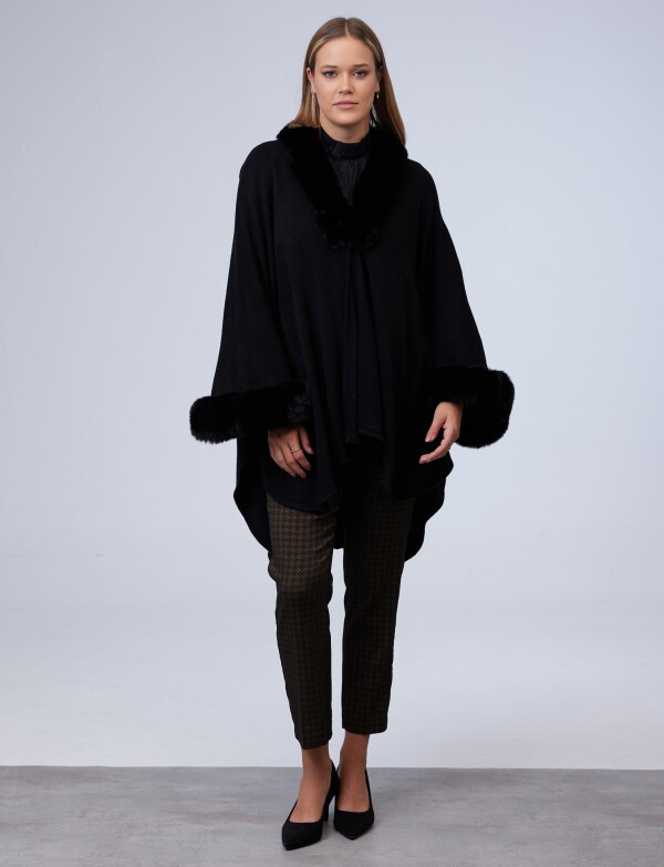 Ruana Faux Fur NEGRO