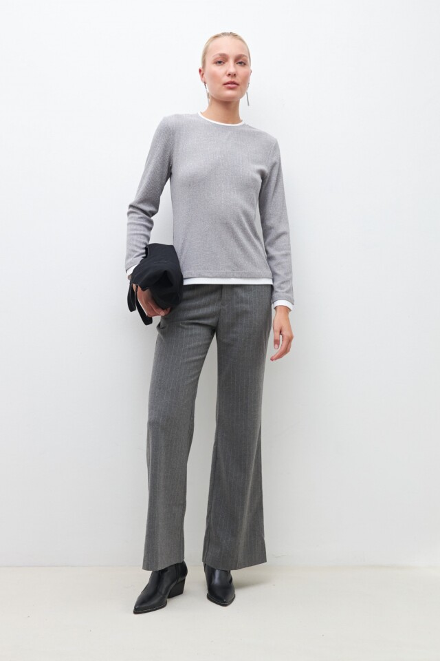 Remera canalé bicolor gris melange