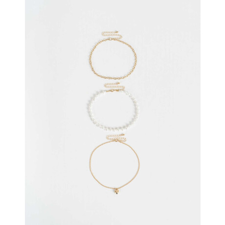 Set De Chokers Con Perlas Dorado