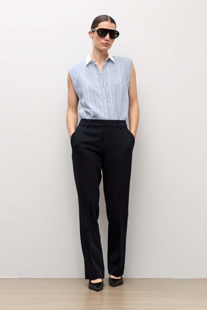 Camisa rayada sin mangas - celeste 