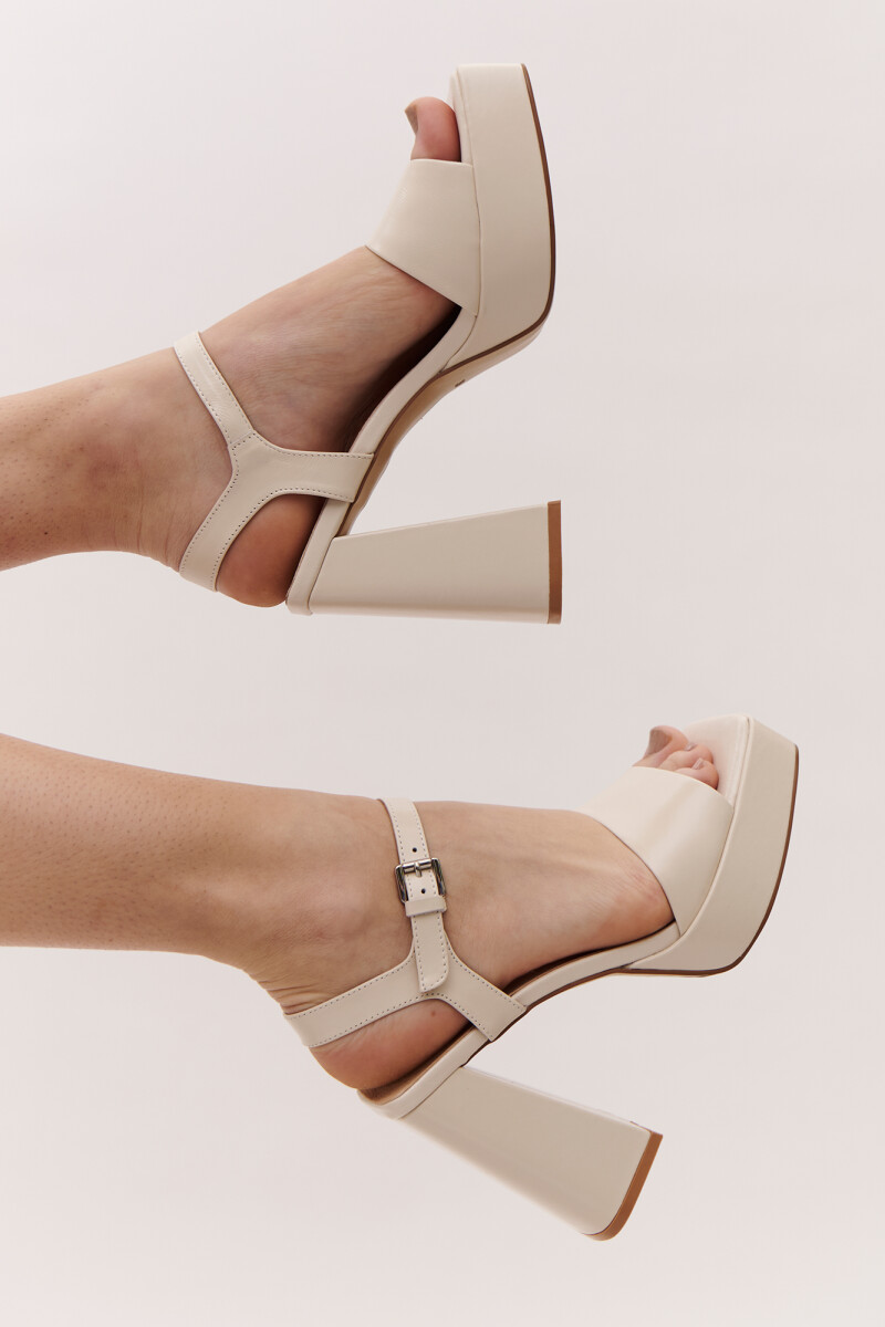 Sandalia Naomi - Nude 