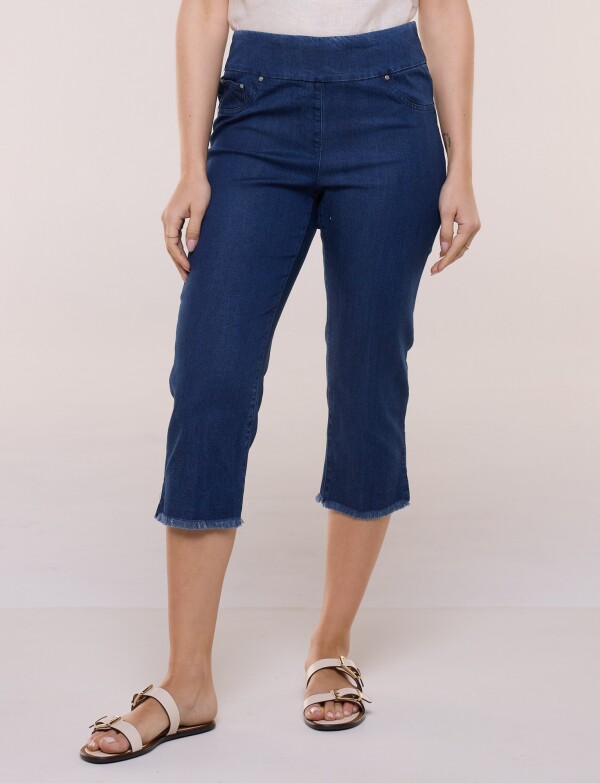 Capri On Cintura Faja Y Ruedo Desflecado JEAN