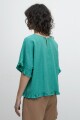 Blusa con volados verde