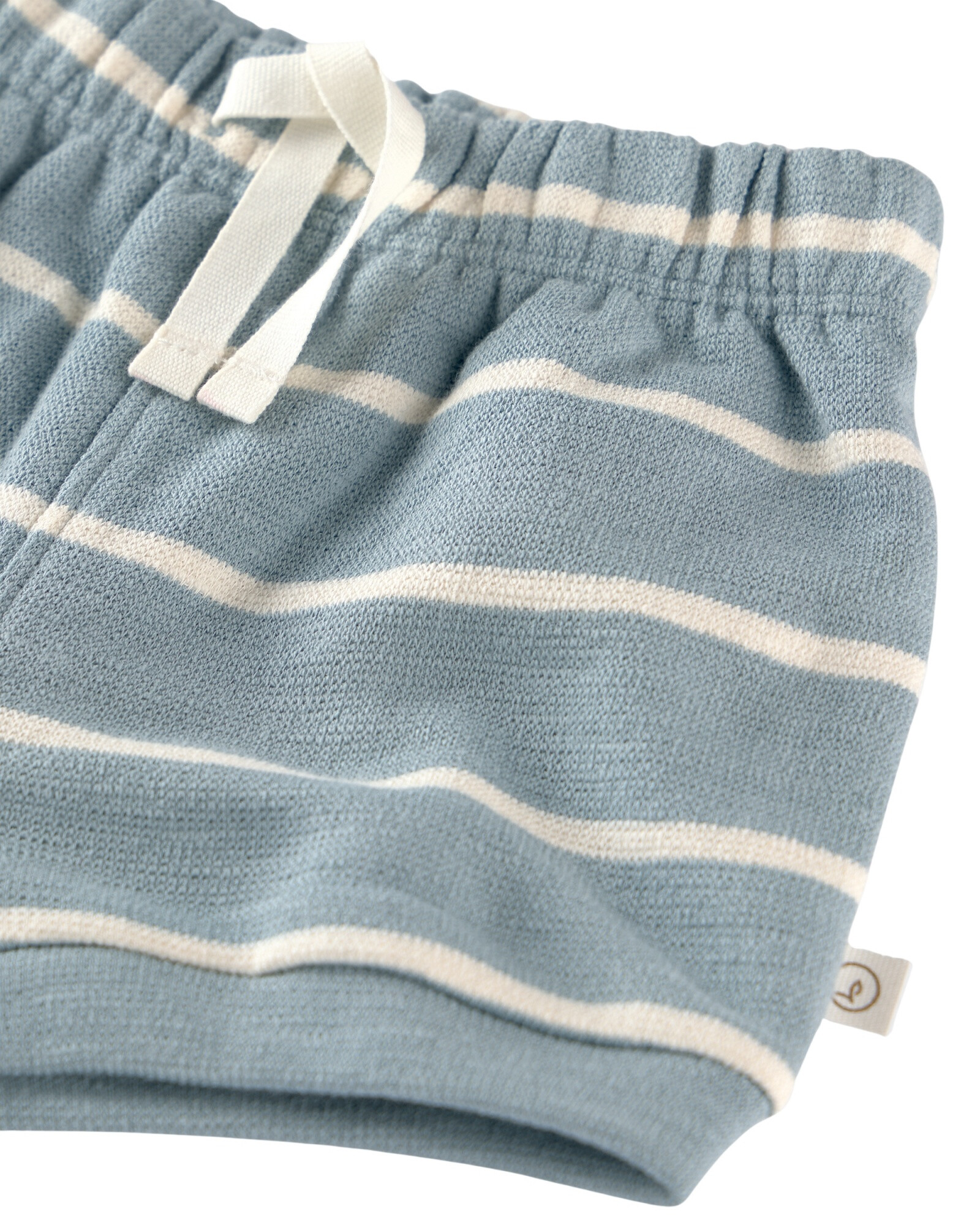 Set dos piezas de algodón orgánico, short y remera, azul y blanco, diseño a rayas Sin color