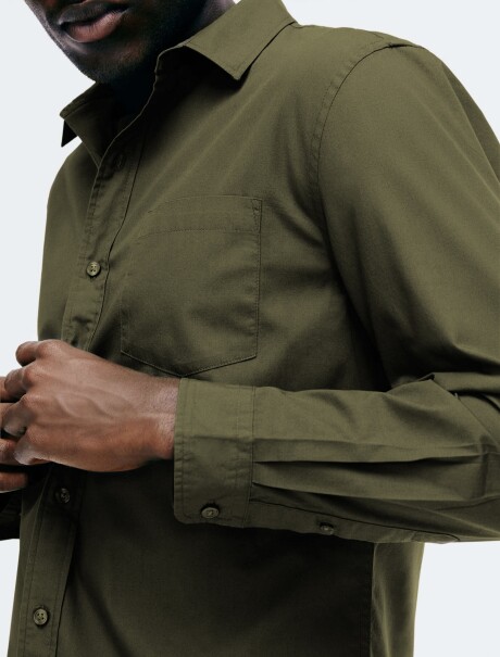 CAMISA BÁSICA DE ALGODÓN VERDE