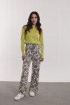 PANTALON LEONOR ESTAMPADO GRIS Y LIMA