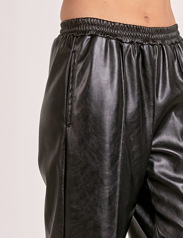 Pantalon Eco Cuero NEGRO