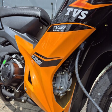 TVS Rock Z 125 Negro/Naranja
