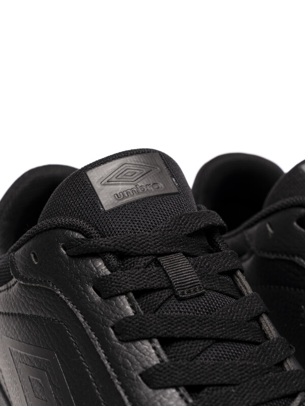 Calzado Max Umbro Hombre 022